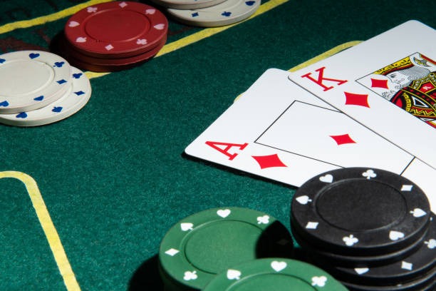Fishing Arcade players chatting with live dealer on slot raja platform